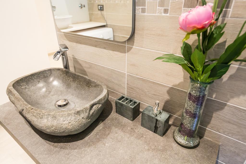 Bologna Butterfly Apartment Lippo ภายนอก รูปภาพ