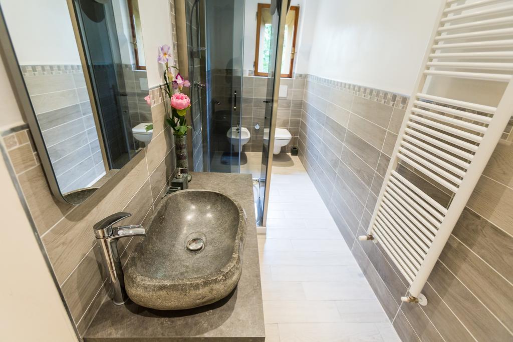 Bologna Butterfly Apartment Lippo ภายนอก รูปภาพ