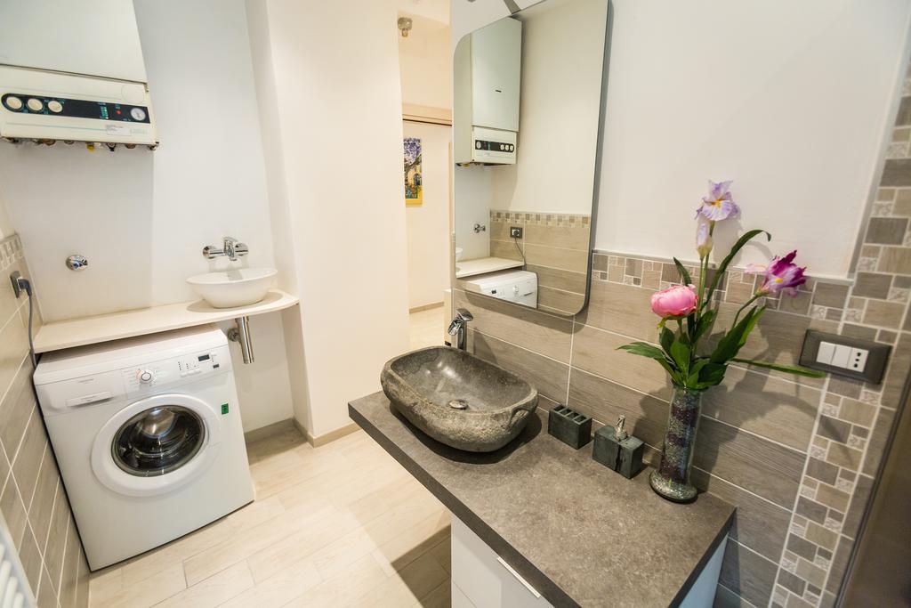 Bologna Butterfly Apartment Lippo ภายนอก รูปภาพ