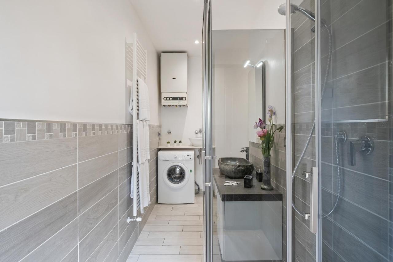 Bologna Butterfly Apartment Lippo ภายนอก รูปภาพ
